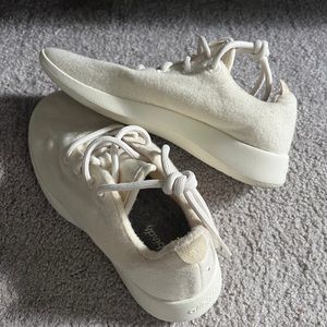 Women’s Cream Allbirds Wool Sneakers